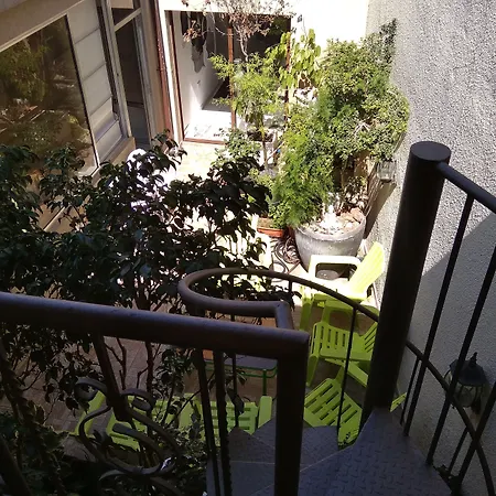 Satori House Vandrarhem *