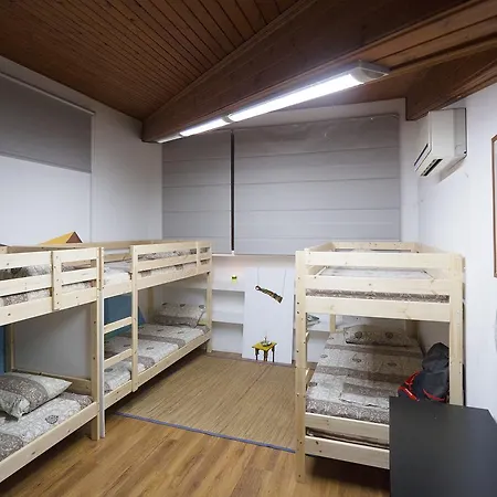 بيت شباب Satori House *