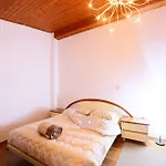 Satori House Hostel *